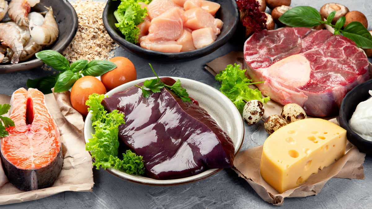Seguir una dieta rica y variada ayuda a prevenir la deficiencia de vitamina B12